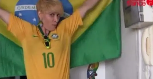 photo une vague jaune et verte déferle sur la mode. &copy; capture écran