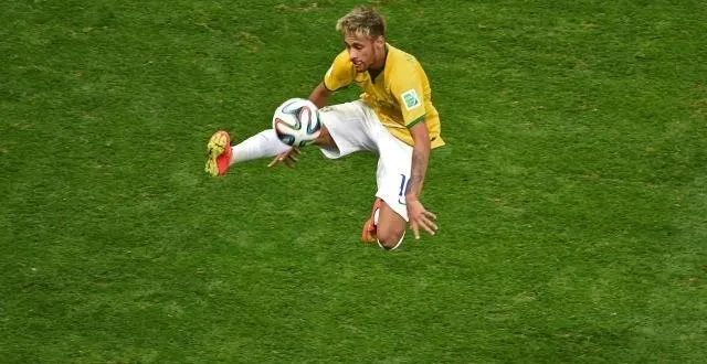 photo neymar permet aux brésiliens de mener face au cameroun. &copy; photo : afp.