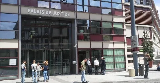 photo le palais de justice de laval où était jugé en appel le sarthois gérard boyce.