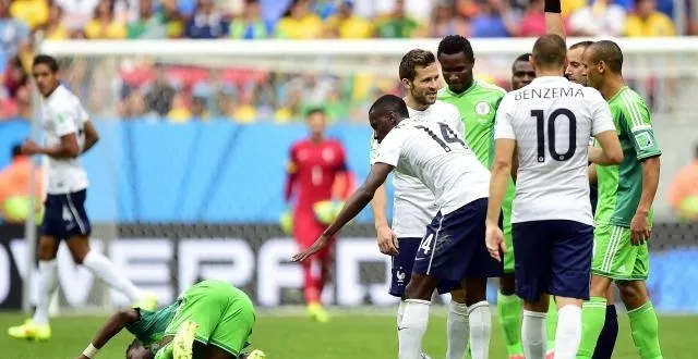 photo le tacle appuyé de blaise matuidi aurait pu être sanctionné plus sévèrement par l'arbitre américain. &copy; epa/maxppp