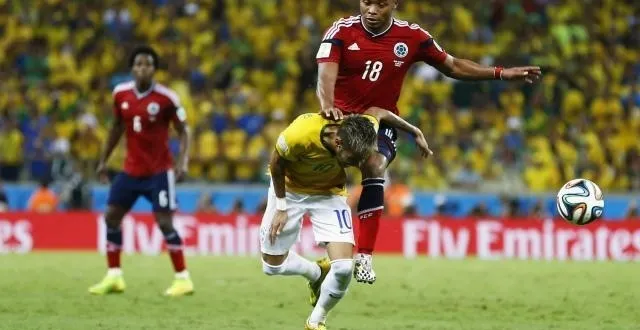 photo camilo zuniga a blessé neymar au dos lors du quart de finale. &copy; reuters