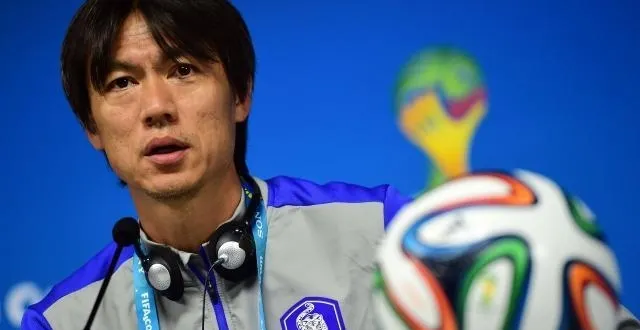 photo south korea's coach hong myung-bo speaks during a press conference at corinthians arena in sao paulo on june 25, 2014 on the eve of the 2014 fifa world cup group h football match between south korea and belgium.   afp photo/ jung yeon-je &copy; jung yeon-je