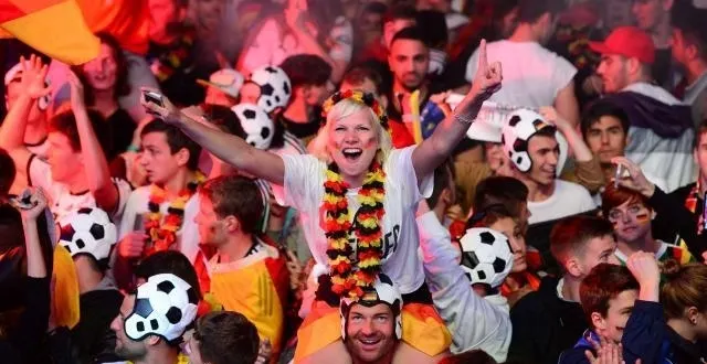 photo les allemands explosent de joie. &copy; afp