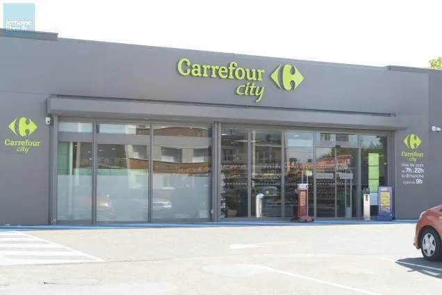 Le Mans. Le Carrefour City Prémartine braqué Le