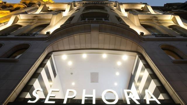 Le travail de nuit au Sephora des Champs-Elysées reste interdit 