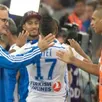photo marcelo bielsa accepte même de sourire à doria, le défenseur brésilien, dont il ne voulait pas à l'intersaison.