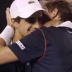 photo nicolas mahut réconforte son coéquipier pierre-hugues herbert arpès lui avoir tiré dans la tête en servant à 200 km/h.