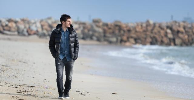 photo julien quercia, sur la plage de port-maria, à larmor-plage. © photo : sylvain beauval / ouest-france