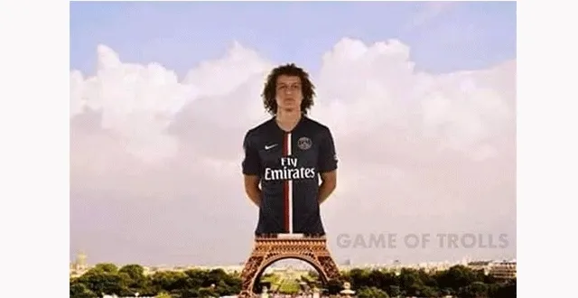 photo david luiz, humilié par suarez… et taillé sur twitter