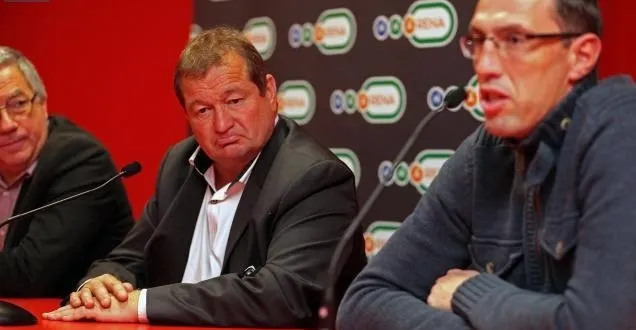 photo malgré une moue dubitative, jean-pierre pasquier pense qu’un miracle est encore possible. &copy; photo 