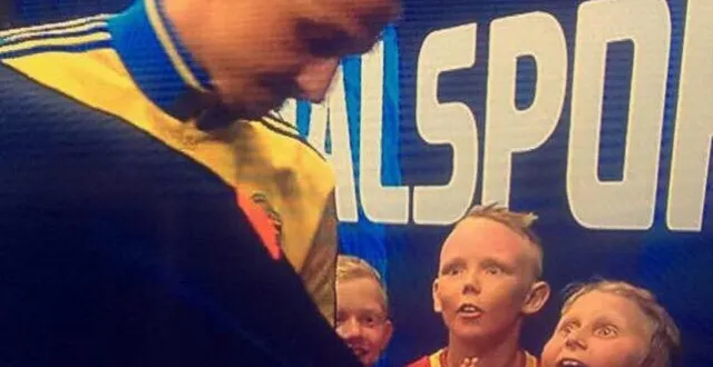 photo zlatan ibrahimovic émerveille les enfants &copy; twitter