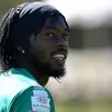 photo gervinho voulait une plage privée pour signer à al-jazira