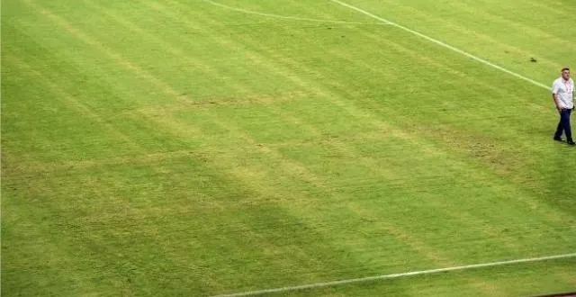 photo une croix gammée était visible durant le match croatie-italie sur la pelouse du stade de split. &copy; photo : dr
