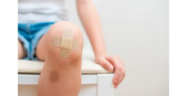 photo les 10 bobos de l’été : chutes, coups, bosses et bleus… stop à ces contretemps de l’été !