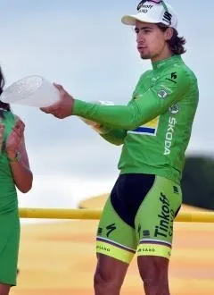 photo peter sagan est tombé en voulant faire le show. &copy; photo : maxppp