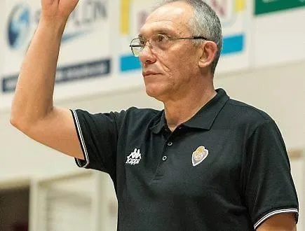 photo malgré leur défaite face à rouen (68-72), erman kunter est satisfait du début de préparation de ses joueurs. &copy; dominique breugnot