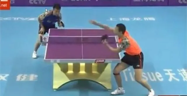 photo l'échange a duré 35 secondes... &copy; capture d'écran youtube