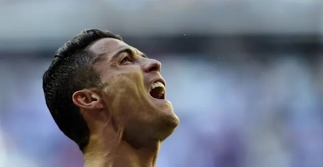 photo cristiano ronaldo est à deux buts du record de raul sous le maillot du real madrid. &copy; photo : afp