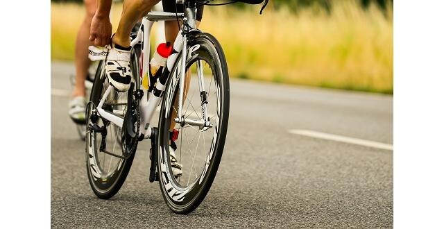 Vélo de route et de course : avantages et inconvénients