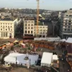 photo vu de la grande roue, le marché de noël, en mode village gaulois. pour répondre aux exigences de sécurité, il n’y a qu’une entrée et une sortie en face de la rue de bolton.