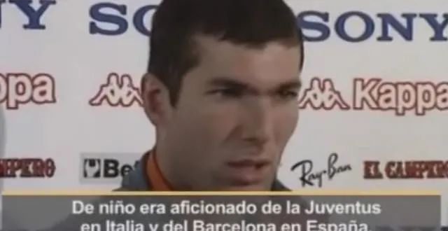 photo les supporters de barcelone n'hésite pas à dénicher des archives du nouveau coach du real madrid, zinédine zidane. &copy; photo : capture d'écran