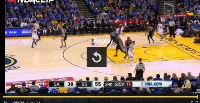 photo c’est le point qui a résumé le match et la victoire écrasante des golden state warriors face aux san antonio spurs. &copy; dr