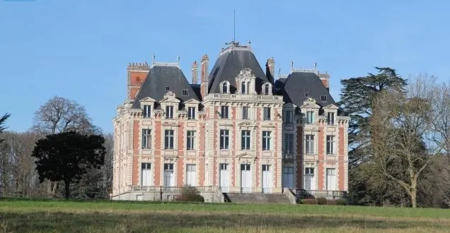 photo la château date du xixe siècle. &copy; photo archives 