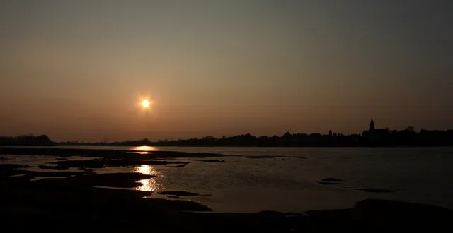 photo couché soleil du côtes de la loire.