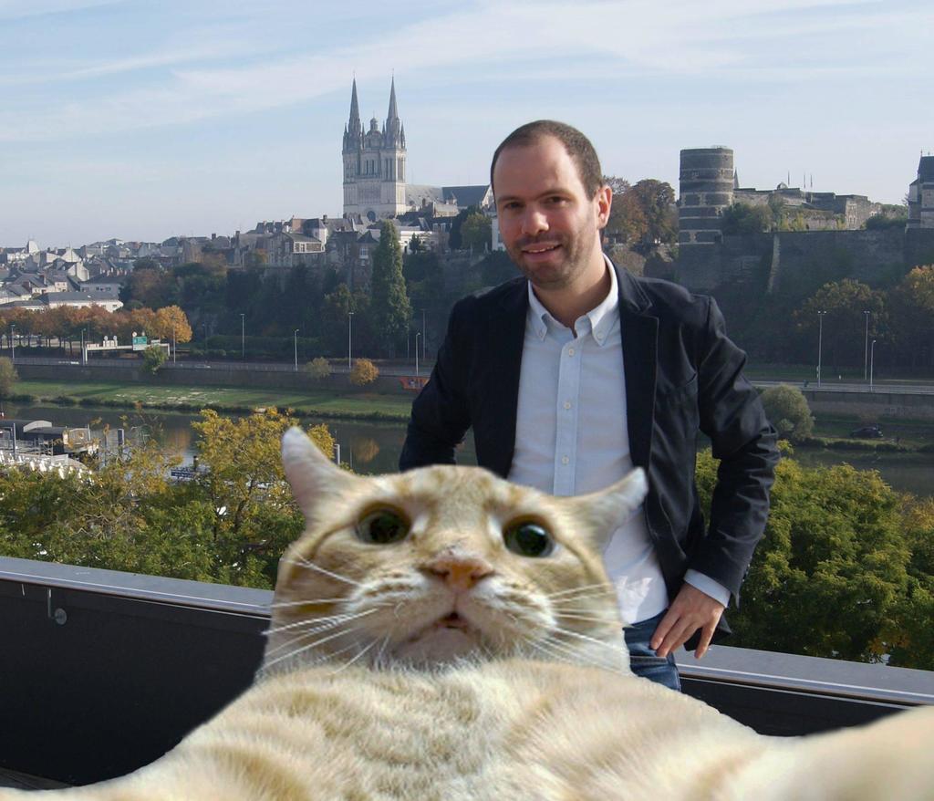 Angers vu par un chat - David et son chat selfie vous font découvrir Angers  à leur manière… - Angers.maville.com