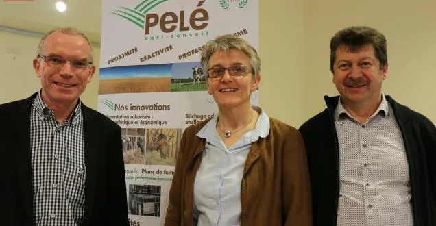 photo denis pelé (à gauche) en compagnie de florence et hervé landais.