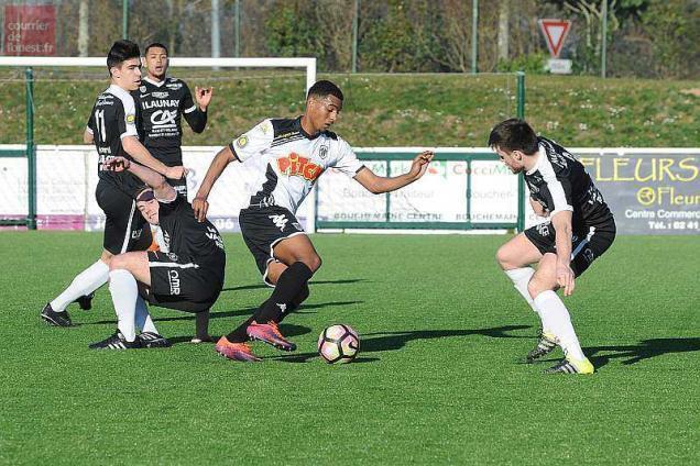 Football. CFA2 : Angers-SCO (B) S'impose Avec La Manière Face à Rennes ...