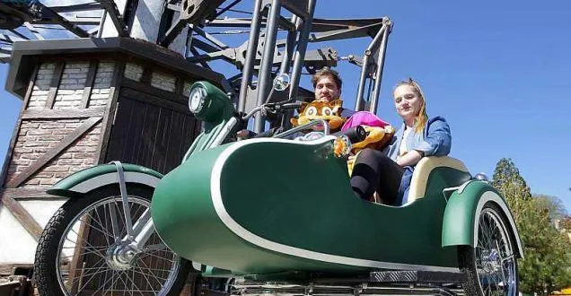 photo parmi les nouveautés, le crazy motors attend les visiteurs.