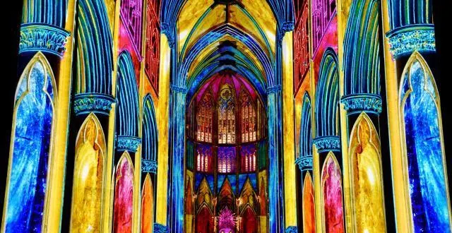 photo la 40e saison du spectacle musilumière (ici photographié l’année dernière) débute ce samedi 1er juillet 2017 à la cathédrale de sées, . &copy; photo : création art et cathédrale.