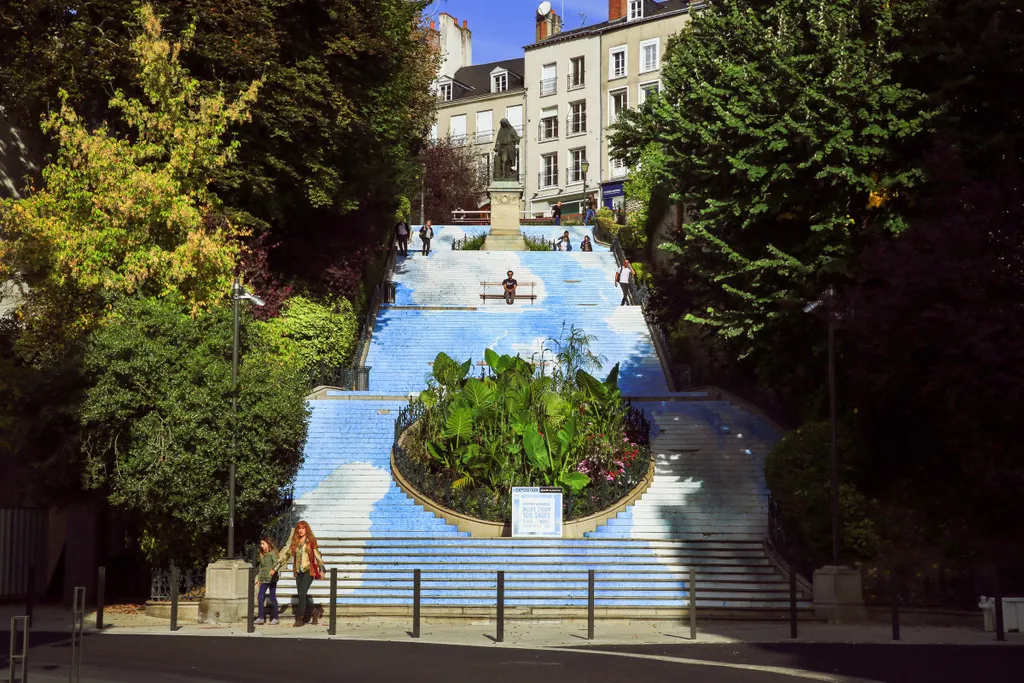 L'escalier Denis Papin se métamorphose en nuage internaute Blois