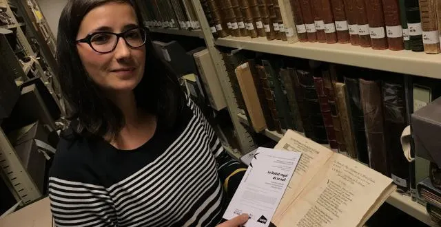 photo anysia l’hôtellier, à l’origine de la découverte du livret du xviie siècle, retrouvé aux archives départementales du calvados. &copy; nathalie lecornu-baert