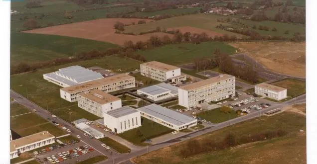 photo le mans. l'université fête ses 40 ans &copy; construire un campus unique et excentré a été un choix « afin de favoriser les synergies entre les domaines d’enseignement ». photo archives le mans université