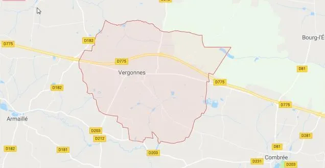 photo segréen. un automobiliste de 65 ans se tue à armaillé