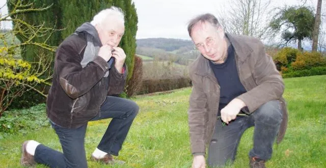 photo didier goret et peter stallegger relancent une section pays d'auge ornais dans le cadre de l'association faune et flore de l'orne. &copy; ouest-france