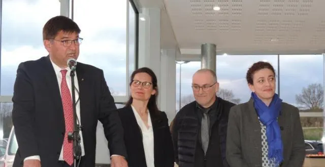 photo pascal richez a rappelé la place d'intermarché dans l'histoire rémalardaise jusqu'à ce dernier agrandissement. &copy; ouest-france