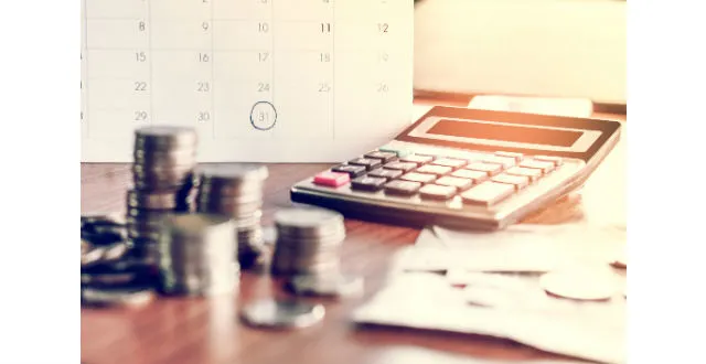 photo debat. pour ou contre la suppression d’un jour férié ?