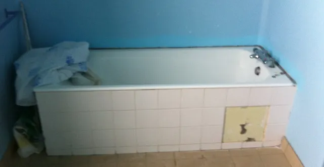 photo dépannage plomberie angers - plombier angers - courtier en travaux angers - avo rénovation angers - peintre angers - couvreur angers - maçon angers - maçonnerie angers