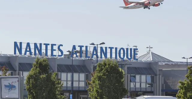 photo nouveau service de navettes vers l'aeroport nantes atlantique
