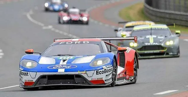 photo le circuit des 24 heures du mans. &copy; photo : ouest-france / daniel fouray