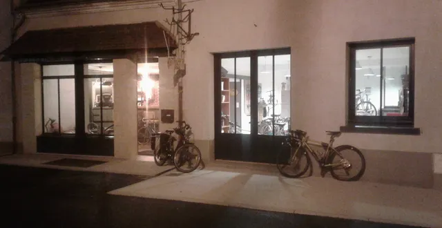 photo la pince à vélo, bike-café