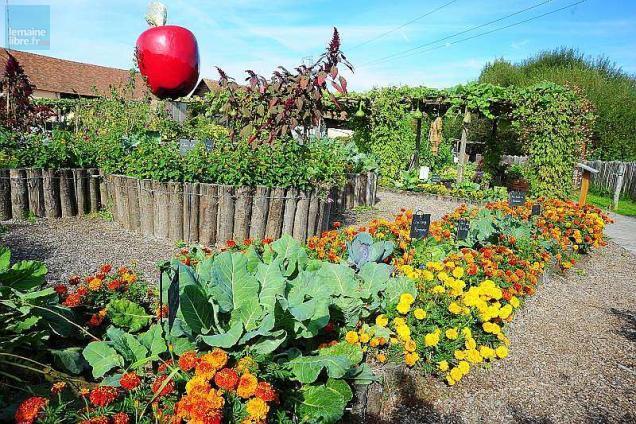 Le Mans. L Arche de la nature f te le jardin et ses saveurs Le