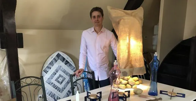 photo pierre philippe est originaire de la ferté-macé et a suivi des études de design à bruxelles. il lance sa marque en 2016 et commence à en commercialiser les références. son atelier se niche à argentan. &copy; ouest-france