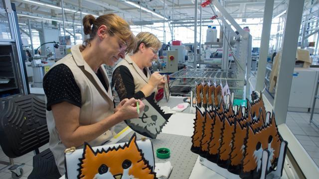 Les Ateliers Vuitton recrutent de nouveaux maroquiniers - Loire