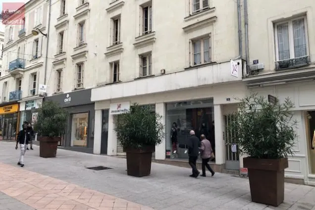 Angers. Incendie rue Lenepveu huit personnes évacuées Angers