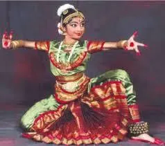 photo danseuse de barata natyam