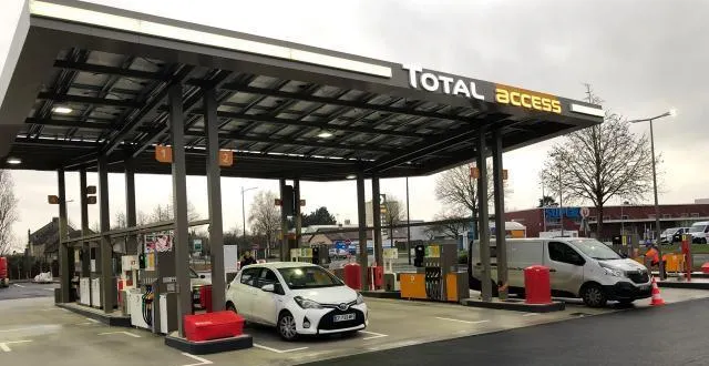 photo avant travaux, la station-service accueillait près de 1?000 clients par jour. &copy; ouest-france